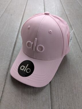 Alo Yoga Hat Pink